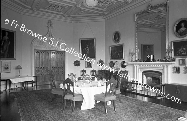 KILLEEN CASTLE   DINING ROOM